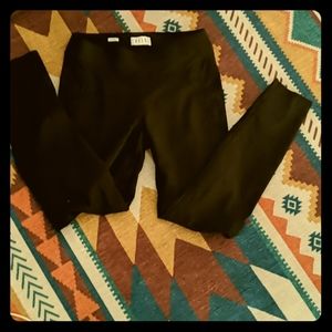 Elastic waistband black pants!